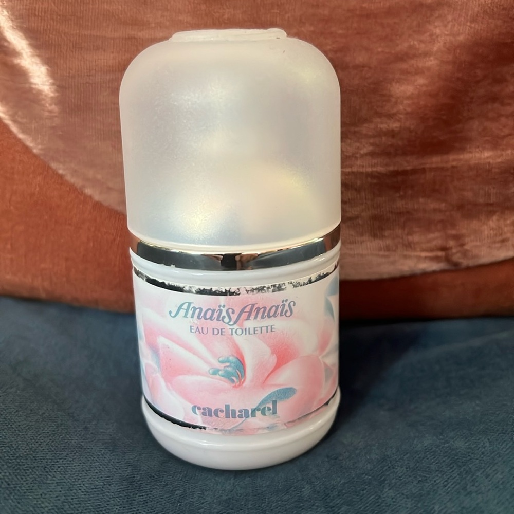 Anais Anais eau de toilet 50ml 1.7 fl.oz. CACHAREL Made in France